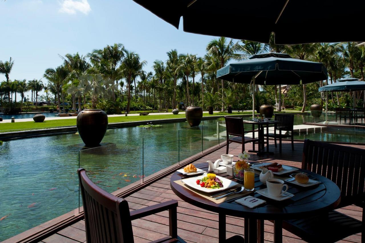 Pullman Oceanview Sanya Bay Resort & Spa Екстер'єр фото