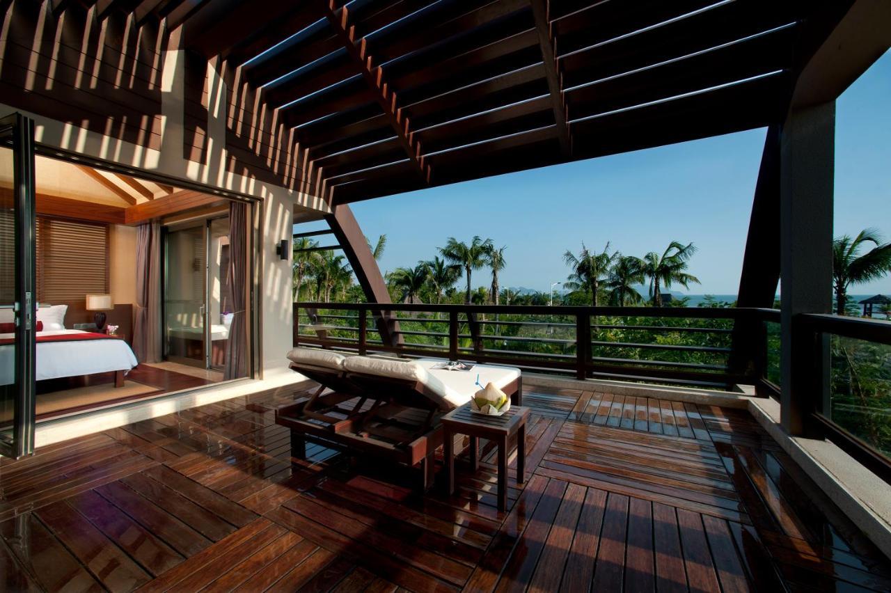 Pullman Oceanview Sanya Bay Resort & Spa Екстер'єр фото