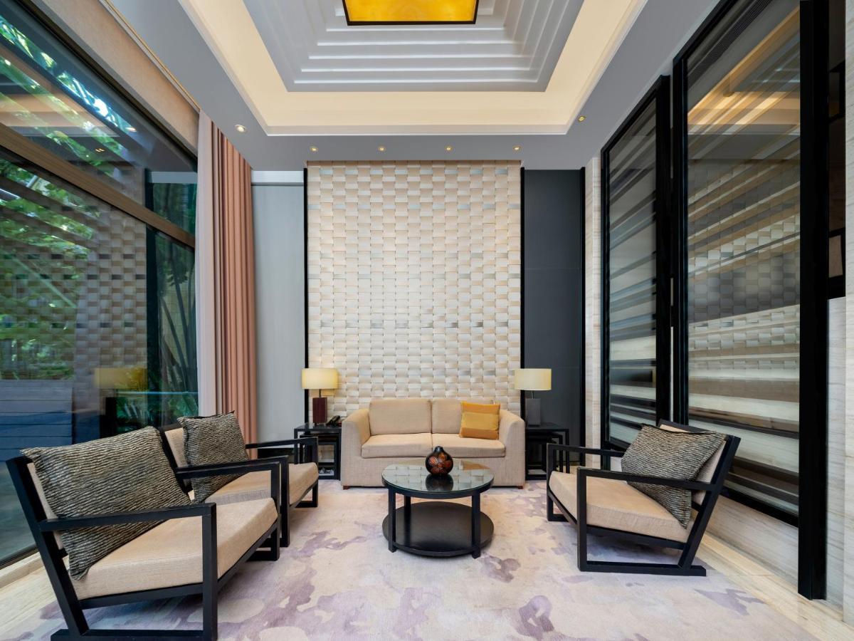 Pullman Oceanview Sanya Bay Resort & Spa Екстер'єр фото