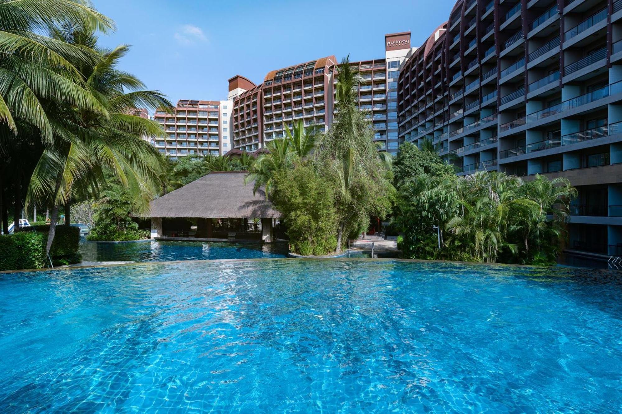 Pullman Oceanview Sanya Bay Resort & Spa Екстер'єр фото