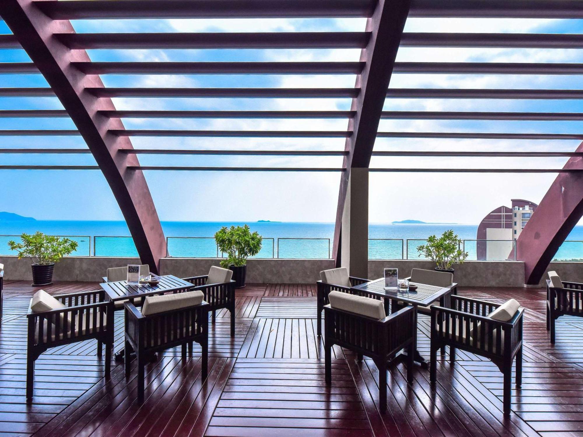 Pullman Oceanview Sanya Bay Resort & Spa Екстер'єр фото