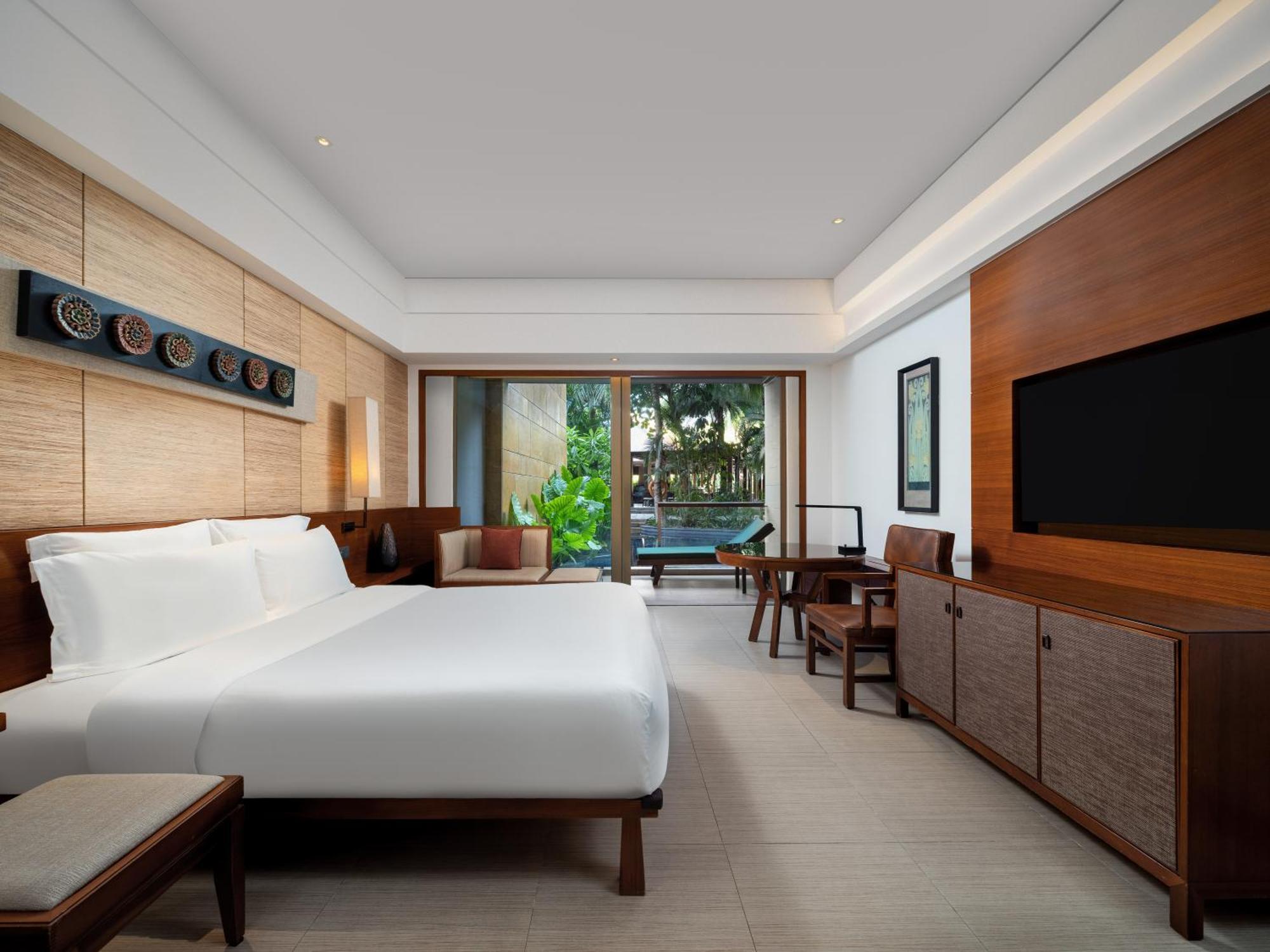 Pullman Oceanview Sanya Bay Resort & Spa Екстер'єр фото